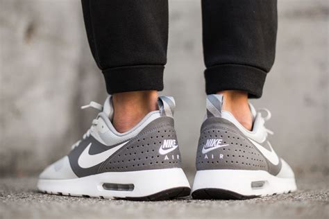 nike air max tavas maat 44|nike air max tavas reddit.